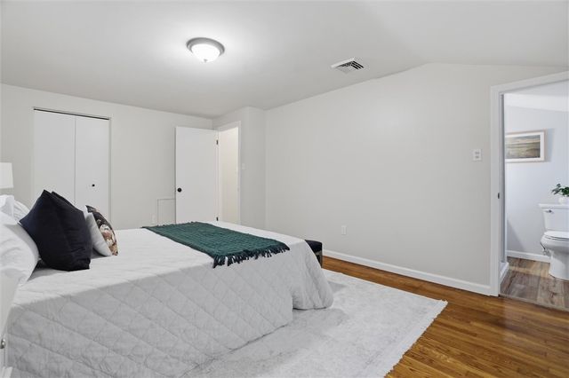 748 Macbeth Dr, Penn Hills, PA 15235