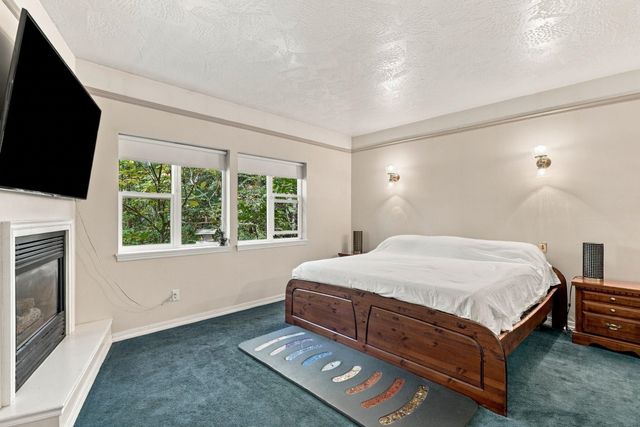 1306 S Center Dr, Spokane Valley, WA 99212