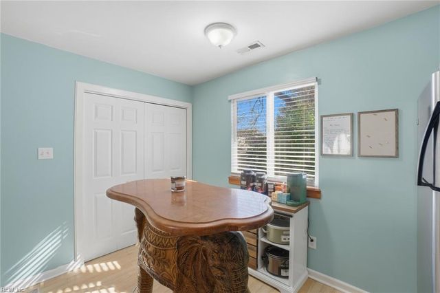 1521 E Ocean View Ave Apt 206, Norfolk, VA 23503