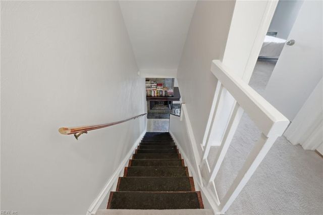 1521 E Ocean View Ave Apt 206, Norfolk, VA 23503