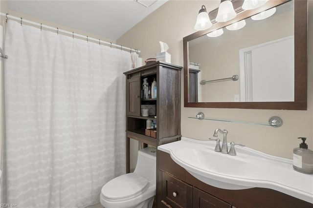 1521 E Ocean View Ave Apt 206, Norfolk, VA 23503