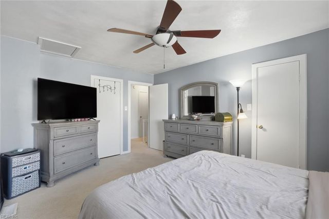 1521 E Ocean View Ave Apt 206, Norfolk, VA 23503