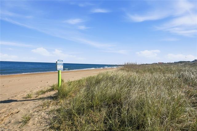 1521 E Ocean View Ave Apt 206, Norfolk, VA 23503