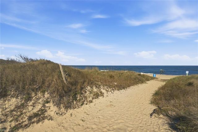 1521 E Ocean View Ave Apt 206, Norfolk, VA 23503