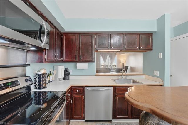 1521 E Ocean View Ave Apt 206, Norfolk, VA 23503