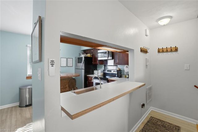 1521 E Ocean View Ave Apt 206, Norfolk, VA 23503