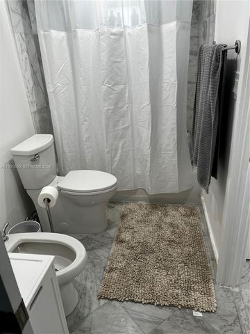 401 Ocean Dr 716, Miami Beach, FL 33139