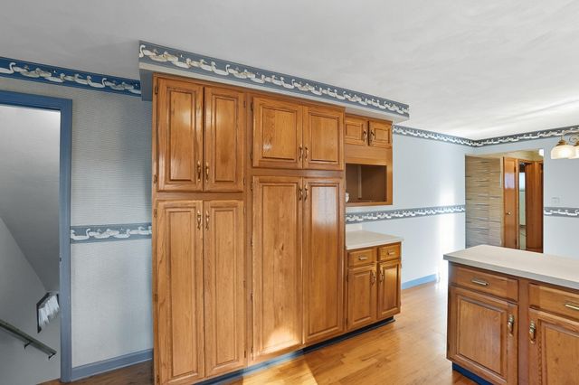 2524 Home Orchard Drive 2524 Home Orchard Drive, Springfield, OH 45503