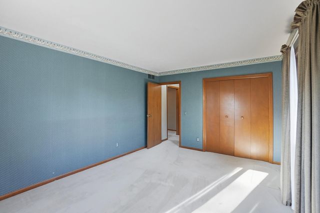 2524 Home Orchard Drive 2524 Home Orchard Drive, Springfield, OH 45503