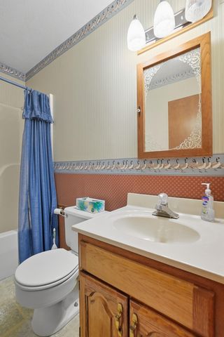 2524 Home Orchard Drive 2524 Home Orchard Drive, Springfield, OH 45503