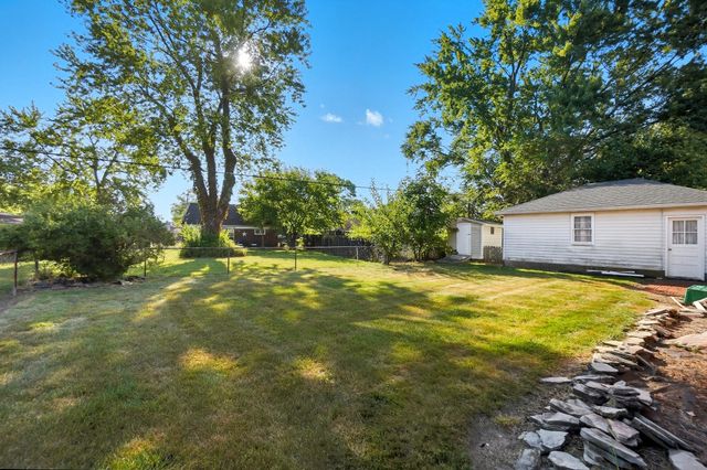 2524 Home Orchard Drive 2524 Home Orchard Drive, Springfield, OH 45503