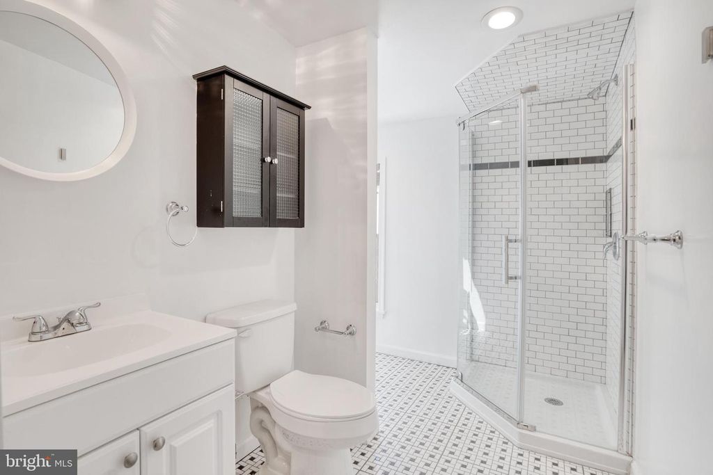 405 MCALLISTER ST, Baltimore, MD 21202