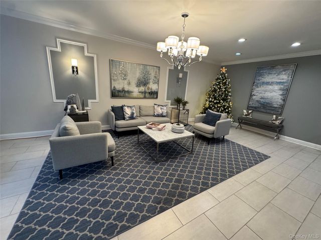 200 Diplomat Drive 6P, Mount Kisco, NY 10549