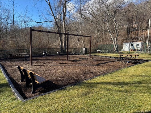 200 Diplomat Drive 6P, Mount Kisco, NY 10549