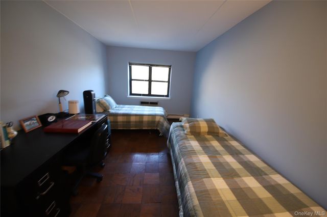 200 Diplomat Drive 6P, Mount Kisco, NY 10549