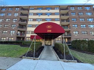 200 Diplomat Drive 6P, Mount Kisco, NY 10549