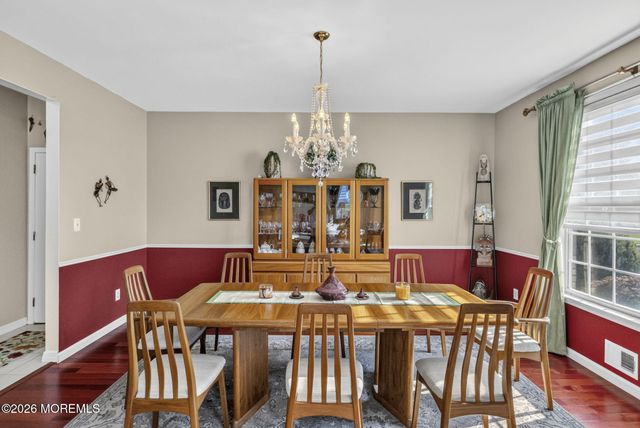 14 Jamesworthy Court, Marlboro, NJ 07746
