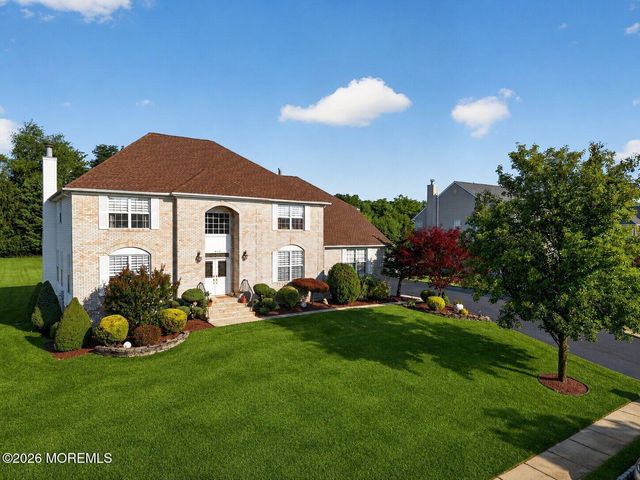 14 Jamesworthy Court, Marlboro, NJ 07746