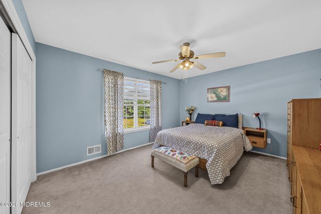 14 Jamesworthy Court, Marlboro, NJ 07746