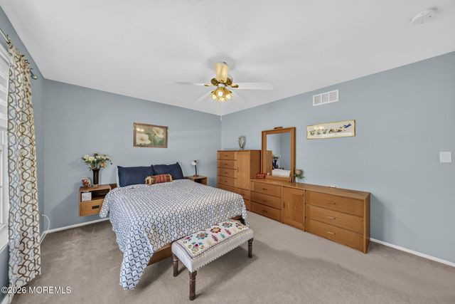 14 Jamesworthy Court, Marlboro, NJ 07746