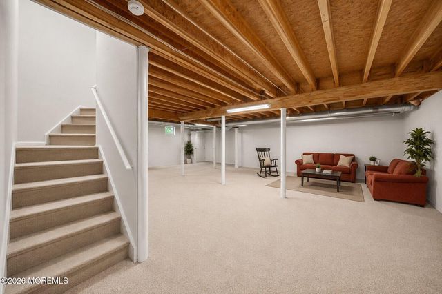 14 Jamesworthy Court, Marlboro, NJ 07746