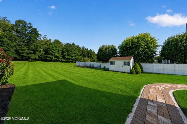 14 Jamesworthy Court, Marlboro, NJ 07746