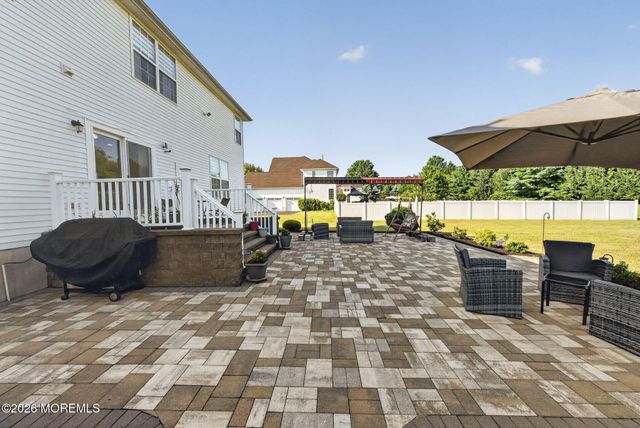 14 Jamesworthy Court, Marlboro, NJ 07746