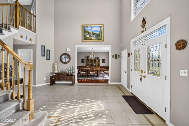 14 Jamesworthy Court, Marlboro, NJ 07746