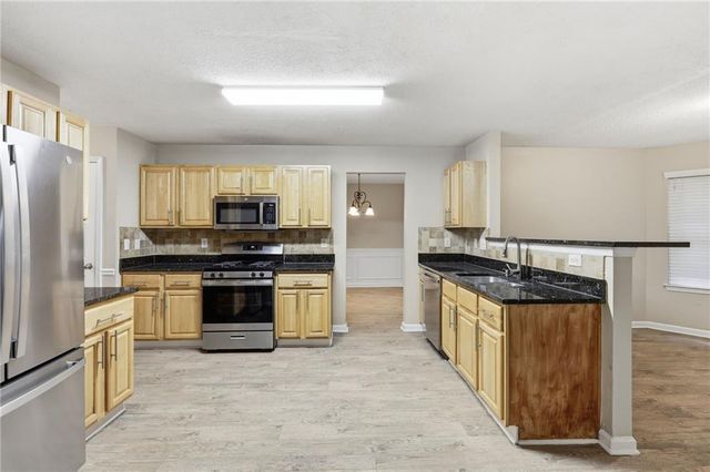 6767 Mancha Street, Atlanta, GA 30349