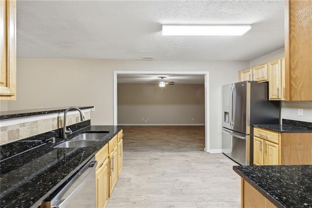 6767 Mancha Street, Atlanta, GA 30349