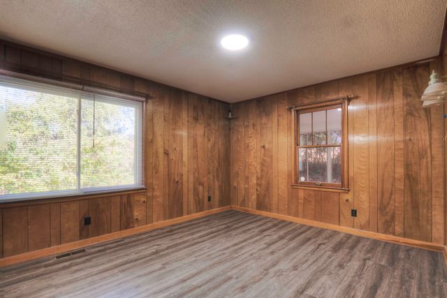 418 Warren Street, Rossville, GA 30741