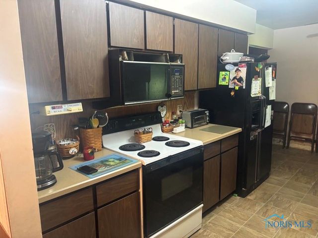 16748 US Highway 20ns, Pioneer, OH 43554