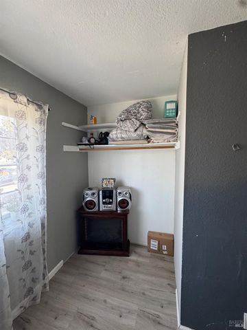 475 Whitney Ave, Vallejo, CA 94589