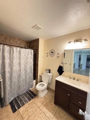 475 Whitney Ave, Vallejo, CA 94589