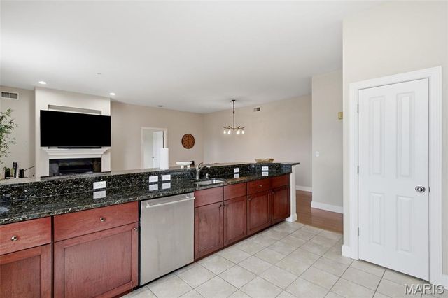 1515 Lafayette Avenue 619, St Louis, MO 63104