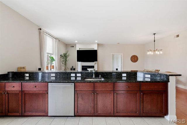 1515 Lafayette Avenue 619, St Louis, MO 63104