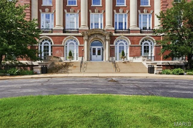 1515 Lafayette Avenue 619, St Louis, MO 63104