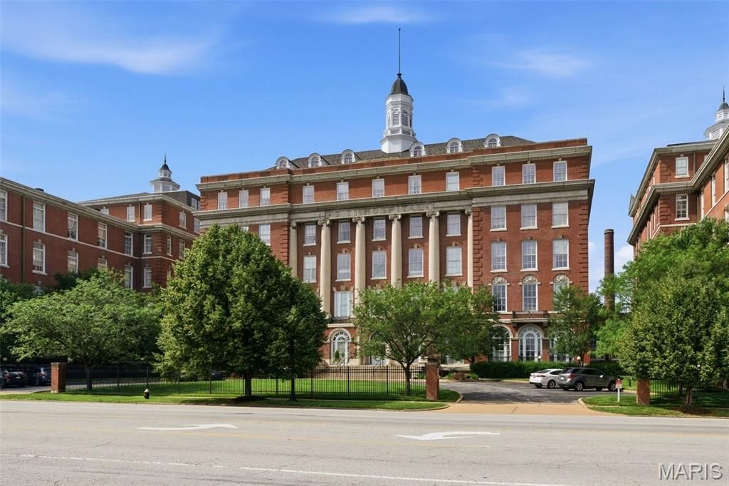 1515 Lafayette Avenue 619, St Louis, MO 63104
