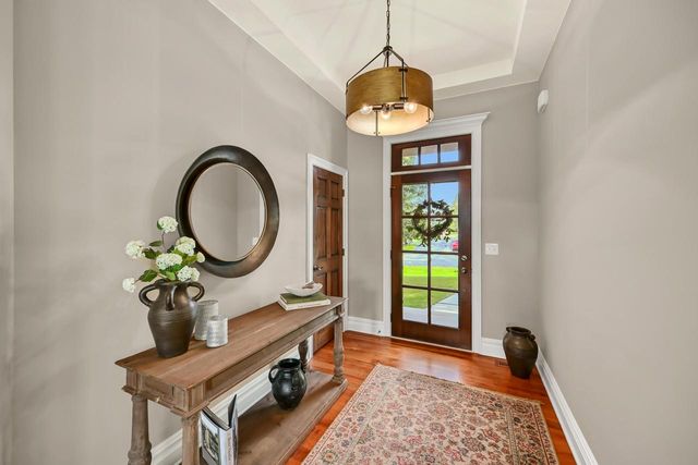 W174N7452 Wilson DRIVE, Menomonee Falls, WI 53051
