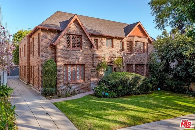 1260 N Flores Street 4, West Hollywood, CA 90069