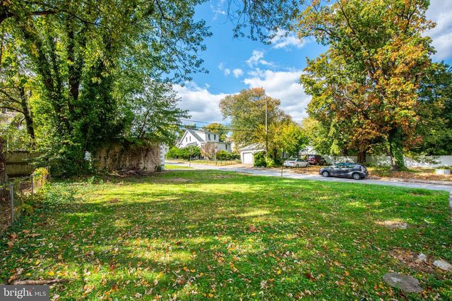 4001 RIDGECROFT, Baltimore, MD 21206