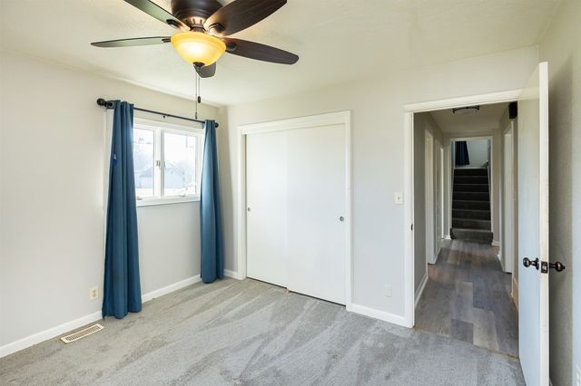 1820 W 3rd Street, Perry, IA 50220