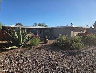 9226 E 38th Street, Tucson, AZ 85730