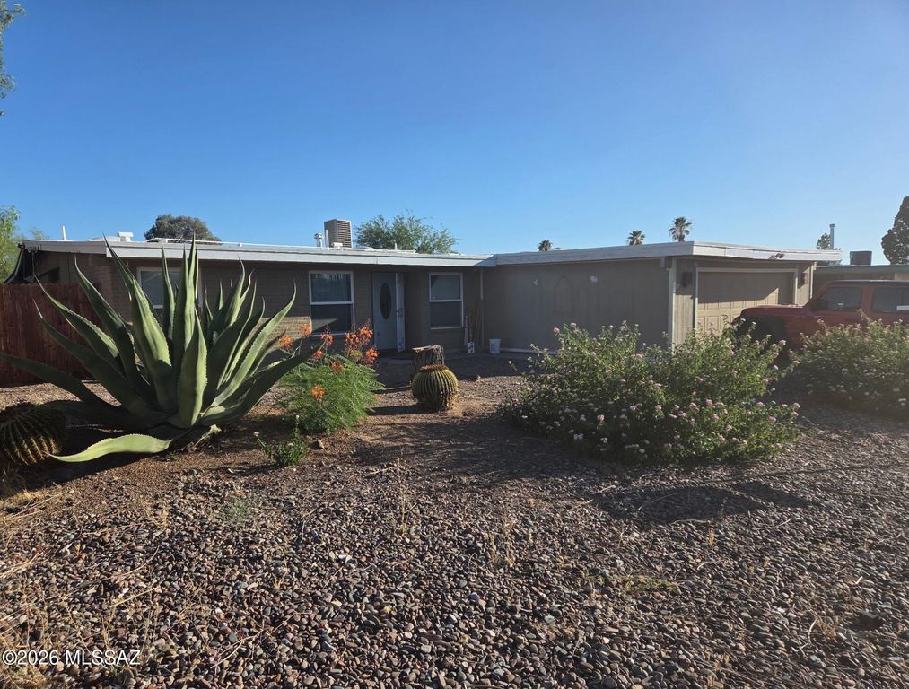 9226 E 38th Street, Tucson, AZ 85730