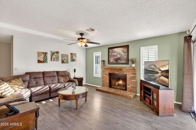 4852 E Betty Elyse Lane, Scottsdale, AZ 85254