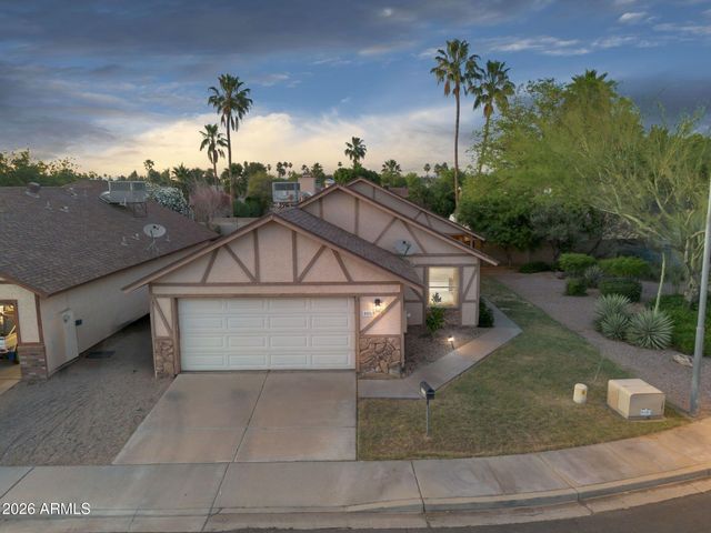 4852 E Betty Elyse Lane, Scottsdale, AZ 85254