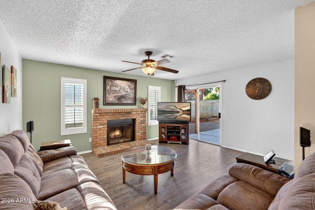 4852 E Betty Elyse Lane, Scottsdale, AZ 85254