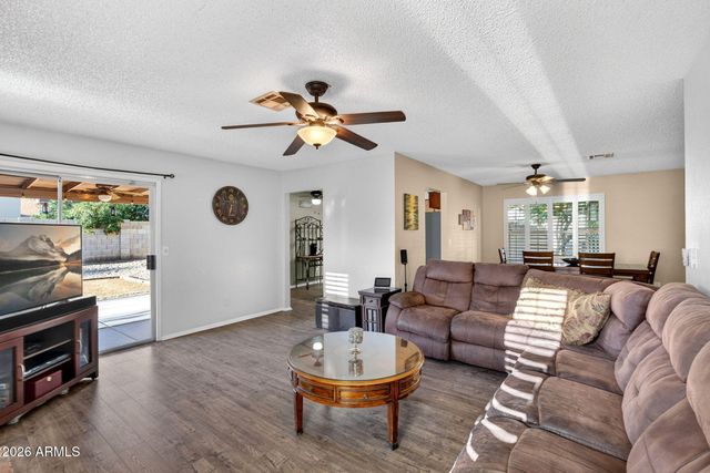 4852 E Betty Elyse Lane, Scottsdale, AZ 85254