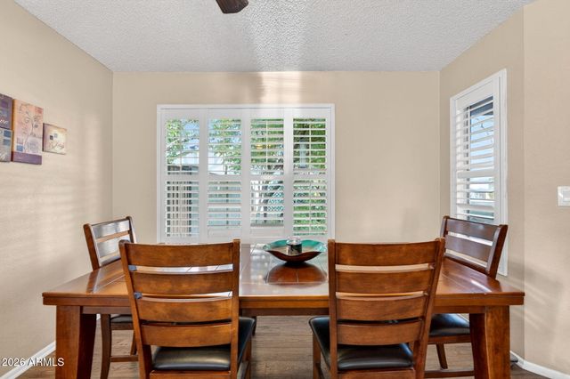 4852 E Betty Elyse Lane, Scottsdale, AZ 85254