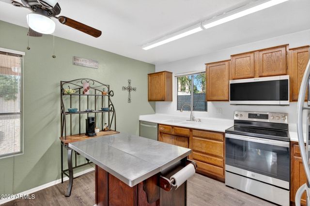 4852 E Betty Elyse Lane, Scottsdale, AZ 85254